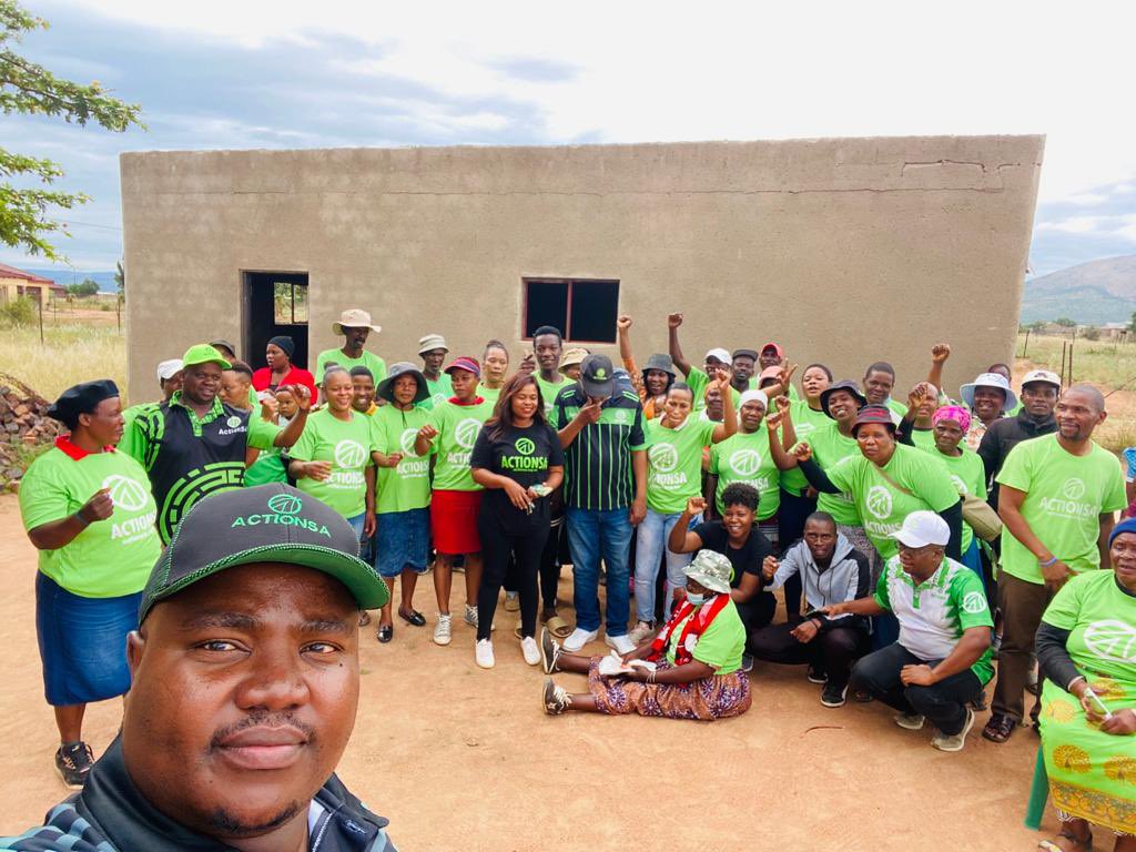 ActionSA_LP's tweet photo. @Action4SA Capricorn Region growing in leaps and bounds. Lepelle Nkumpi constituency successfully launched ward 14.
The green machine is unstoppable !
πππππππππ
#ActionSA2024Project
#WeActAsOne πΏπ¦π
@HermanMashaba @sello_lediga @VictorMothemela @ElphasMokoena https://t.co/1FwkOT7lmI