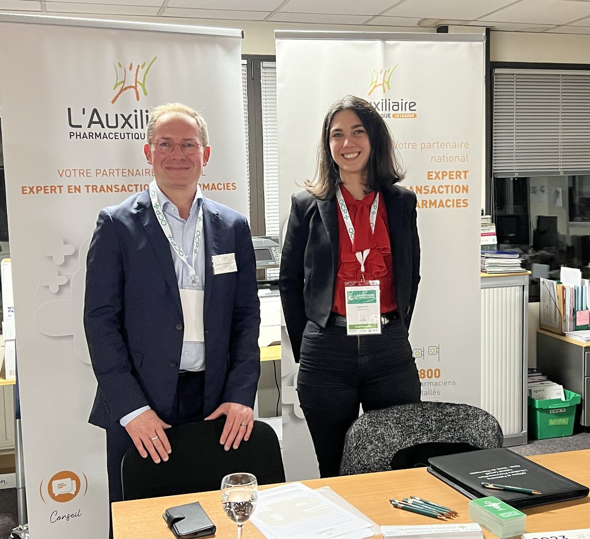 OfficinePatrimo's tweet photo. Carrefour de l’installation 2023 à #lille . Merci et bravo aux équipes de l’#ocp pour l’organisation. Échanges avec + de 20 jeunes #pharmaciens ayant un projet d’installation.
#banque #expertcomptable #pharmactiv #assurance #achat #vente #pharmacie #auxiliairepharmaceutique https://t.co/Oj3zg4r7xt