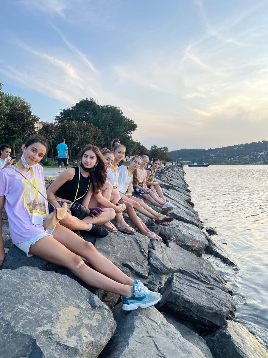 BalletCamp's tweet image. Our intensives are also about good friends and happy times 💖

Upcoming summer intensives
Alicante, July 2-23
St. Petersburg, July 2 - 23
Burgas, July 30 - August 20.

We look forward to these days💖