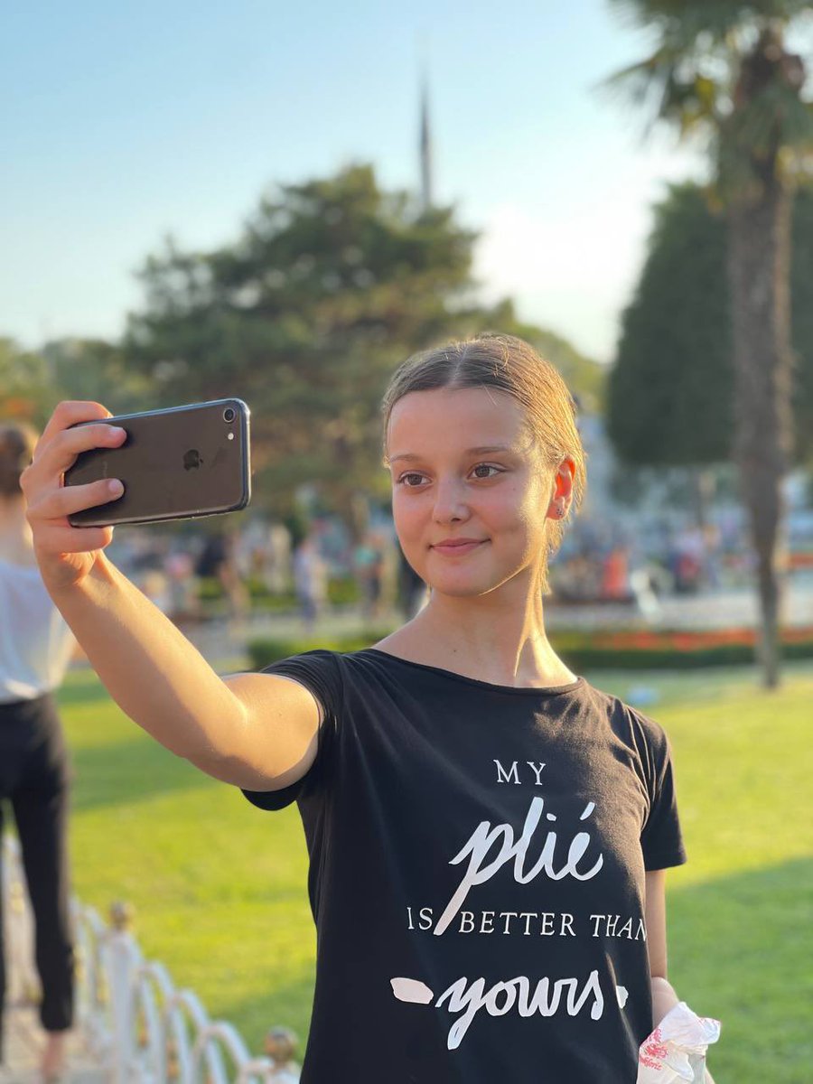 BalletCamp's tweet image. Our intensives are also about good friends and happy times 💖

Upcoming summer intensives
Alicante, July 2-23
St. Petersburg, July 2 - 23
Burgas, July 30 - August 20.

We look forward to these days💖