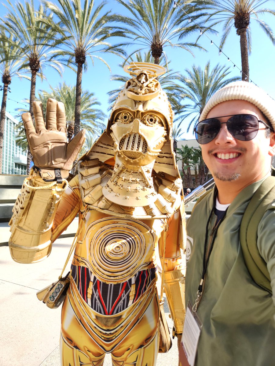 MarsellusDurden's tweet photo. Shouts out to #DudeVader and his incredible Samurai Threepio ๐ฅ๐คฏ๐ฅ
#WonderCon23 https://t.co/7WUSDrLza9