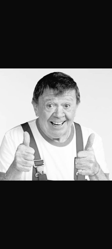 Ale_Gonzalez36's tweet photo. Se nos va una leyenda de @Televisa una persona que hizo muy feliz no solo a niños si no adultos también. 

Muchas gracias por tanto CHABELO. 
#chabelo #cuate https://t.co/3NfSQH7n46