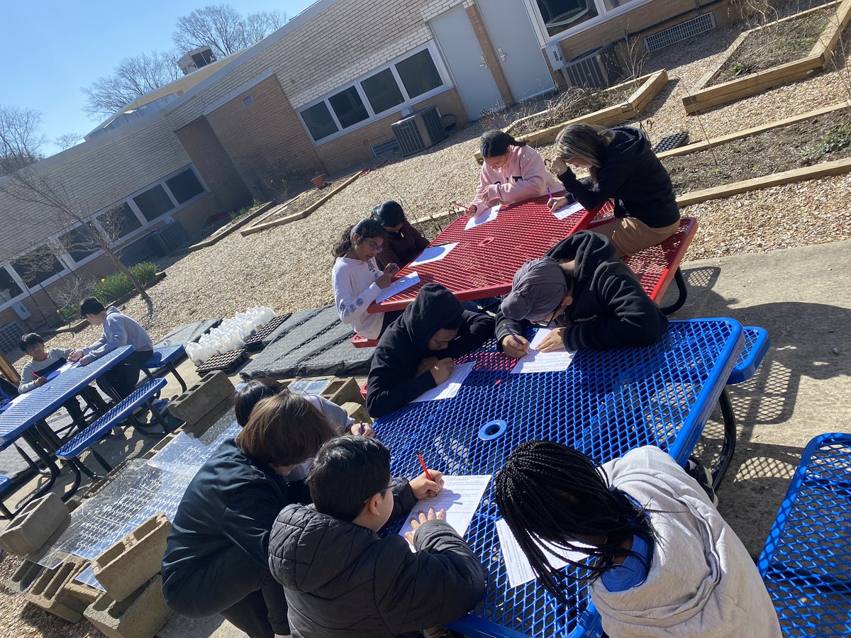 MHKProjectGreen's tweet photo. Teachers were so pleased to see how motivated and focused students were in the garden!  The kids keep asking when we can go back.  Good thing our next unit is on ecology! https://t.co/Quqa6Smhtf