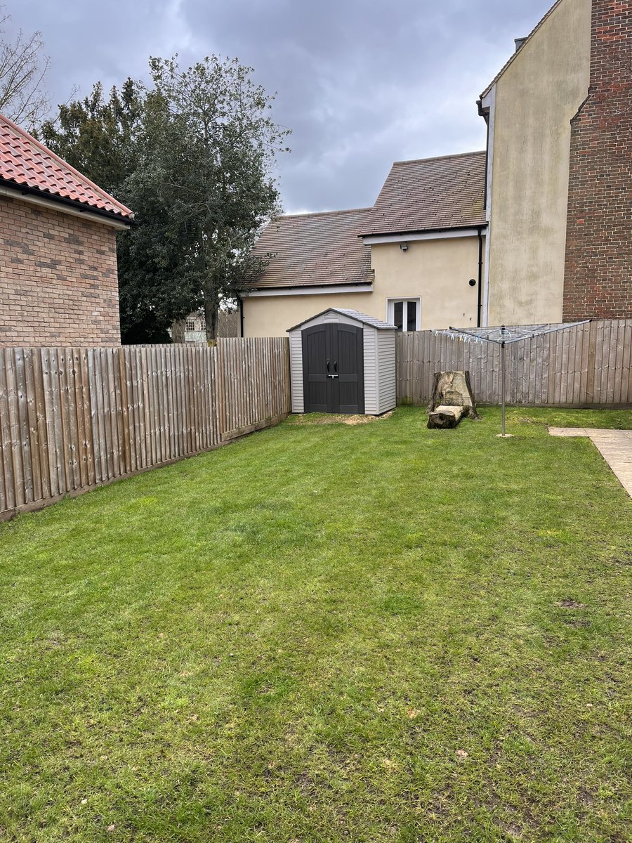 After losing the day yesterday was a busier #saturday than normal - first thing it was a #brush &amp; blew #wormcastings - &amp; another aeration grass is picking up now 👍