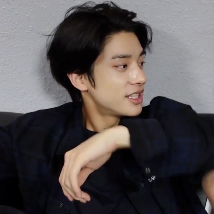 #NewProfilePic semoga awet kayak yang sebelumnya