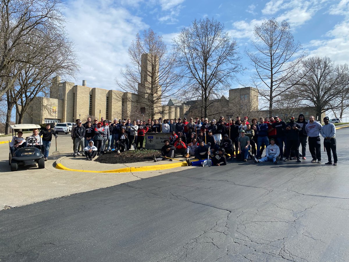 Another great spring cleanup followed by our guys mulching campus!