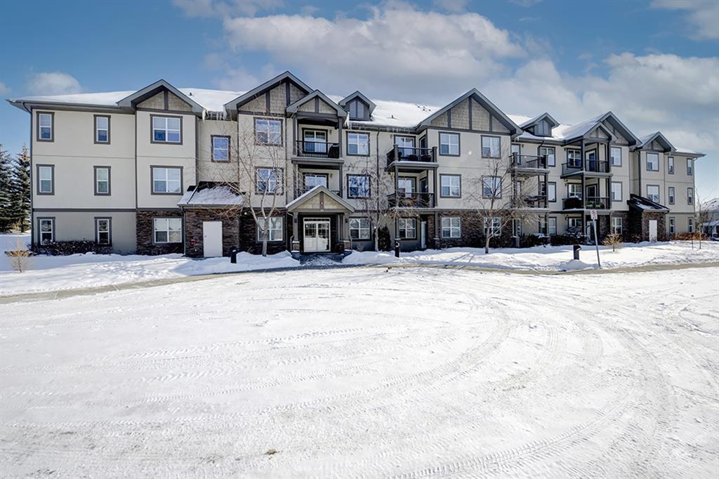 MyHomeAgents's tweet photo. Check out this home! Indulge in luxurious contemporary condo living through this remarkable 2-bed, 2-bath condo that is situated in the highly-desired McKenzie Towne community. The elegant house is ideally located for easy .. https://t.co/O6SunsGCVc https://t.co/jQniw9Yh9D