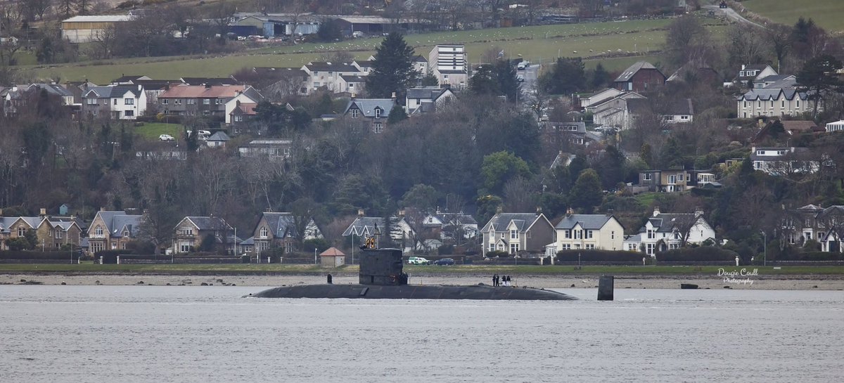 DougieCoullPix's tweet photo. Royal Navy Trafalgar class boat off Cove today.

#submarine #submariner #shipinspics #shipping #royalnavy #navy #tboat https://t.co/vJC0cDwcwk