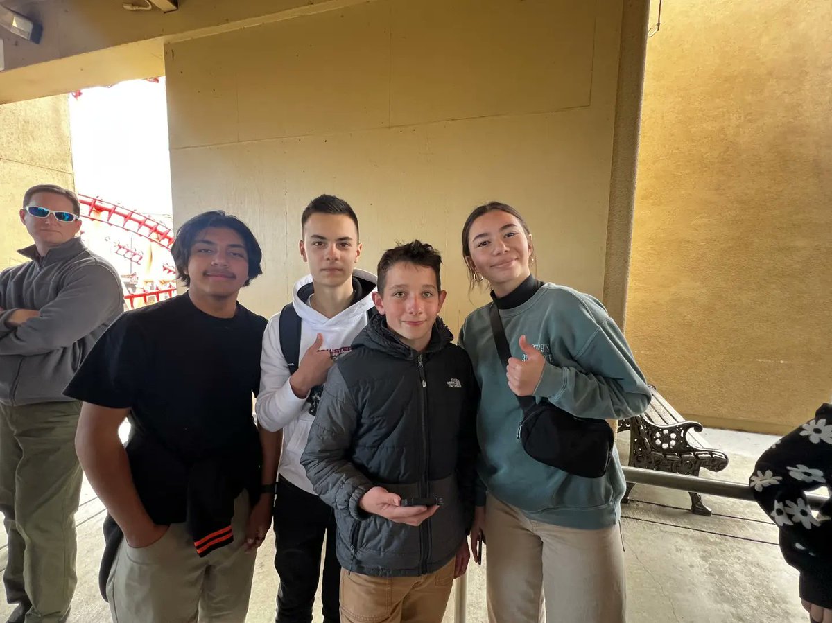 COA_middle's tweet photo. COA Middle School Leadership classes worked really hard this school year on hosting various fundraisers and were able to spend a fun Friday yesterday @sixflagsDK
#coamsleadershipclass #coamiddle #coaschool #gcc_charters https://t.co/e4RwPAmtCD