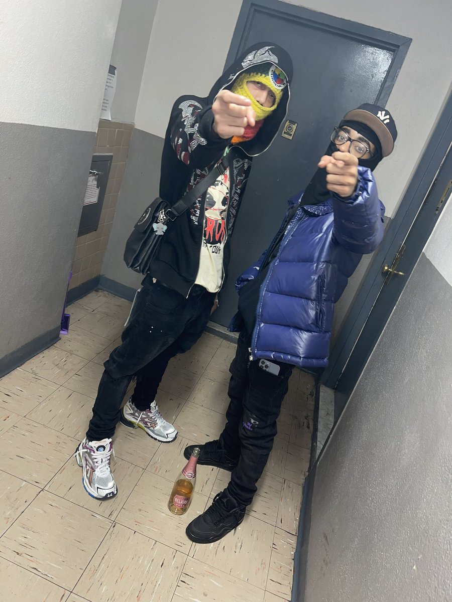 PGVisualz's tweet photo. @YBCFRIZZY 🔥🔥🔥 https://t.co/icW2OhyQhr