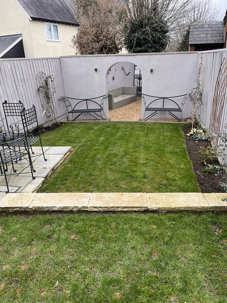 Then same again on the enchanted garden as I call it, but #topped the grass too, the #hollowtining has helped but still so wet 🙈