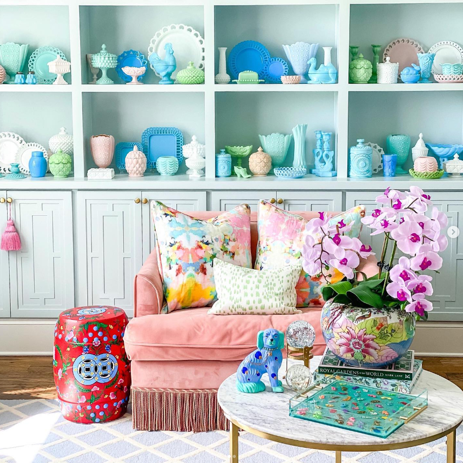 DianeJamesHome's tweet photo. Look no further for all the spring vibes...
📷 @lalasaks
#grandmillennials #grandmillennialdecor #grandmillennialstyle #homedecorinspo #grannychic #homedecor #vintagefinds #antiques #blueandwhiteforever #chinoiserie #traditionalhome #chinoiserie #chinoiseriechic #estatesalefin https://t.co/KgZBbs01yV