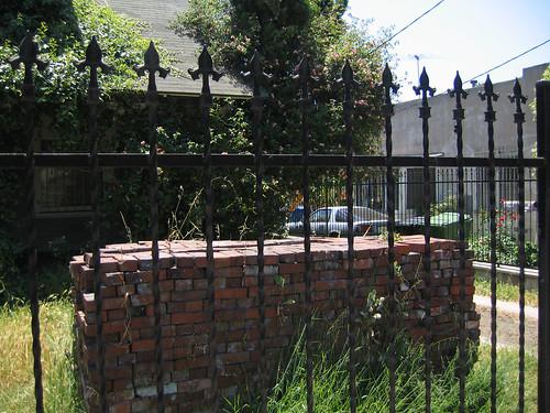 zuveest's tweet photo. @bizlet7 @Carriejune6 would you be willing to move these bricks off my lawn? I can pay you in vintage Count Chocula boxes. https://t.co/0N1tL1OWaY
