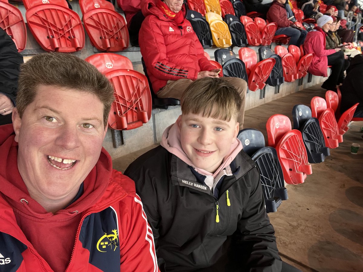 dandmconstruct's tweet image. #thomondparkselfies