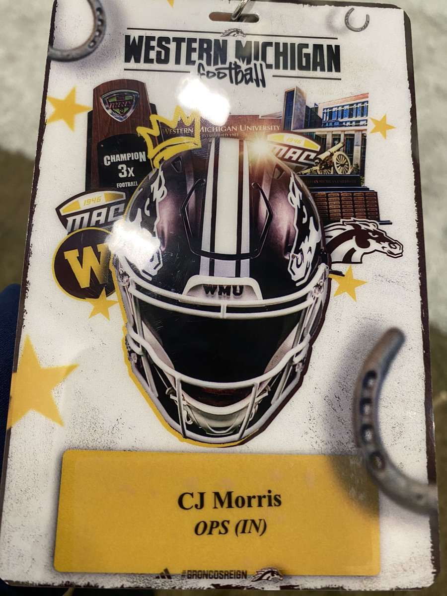 CarringtonMorr0's tweet photo. had a great time at @WMU_Football thank you for the opportunity @CoachK_USA @OPSFootball @CoachMullen211 @coach_davis2 https://t.co/NL7BDJE7bs