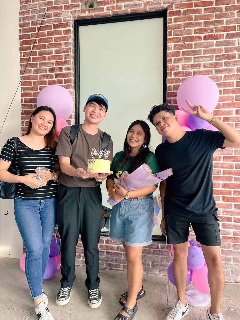 sotiathefirst's tweet photo. Cute natin. 🤎 https://t.co/qctDN69VUV