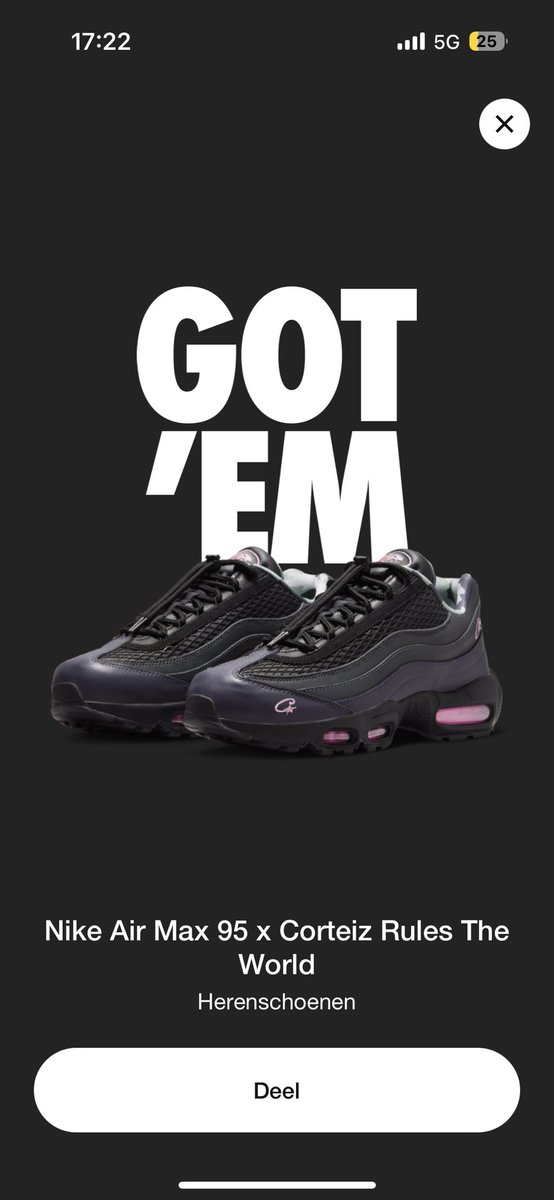 simonhzng2's tweet photo. thnx @StashedSuccess @StashedSuccess so much W weak for me because of you guys🥰

also big thnx to @elitetrackingtb for the j1gs and 3ds https://t.co/BmNeW1w0y0