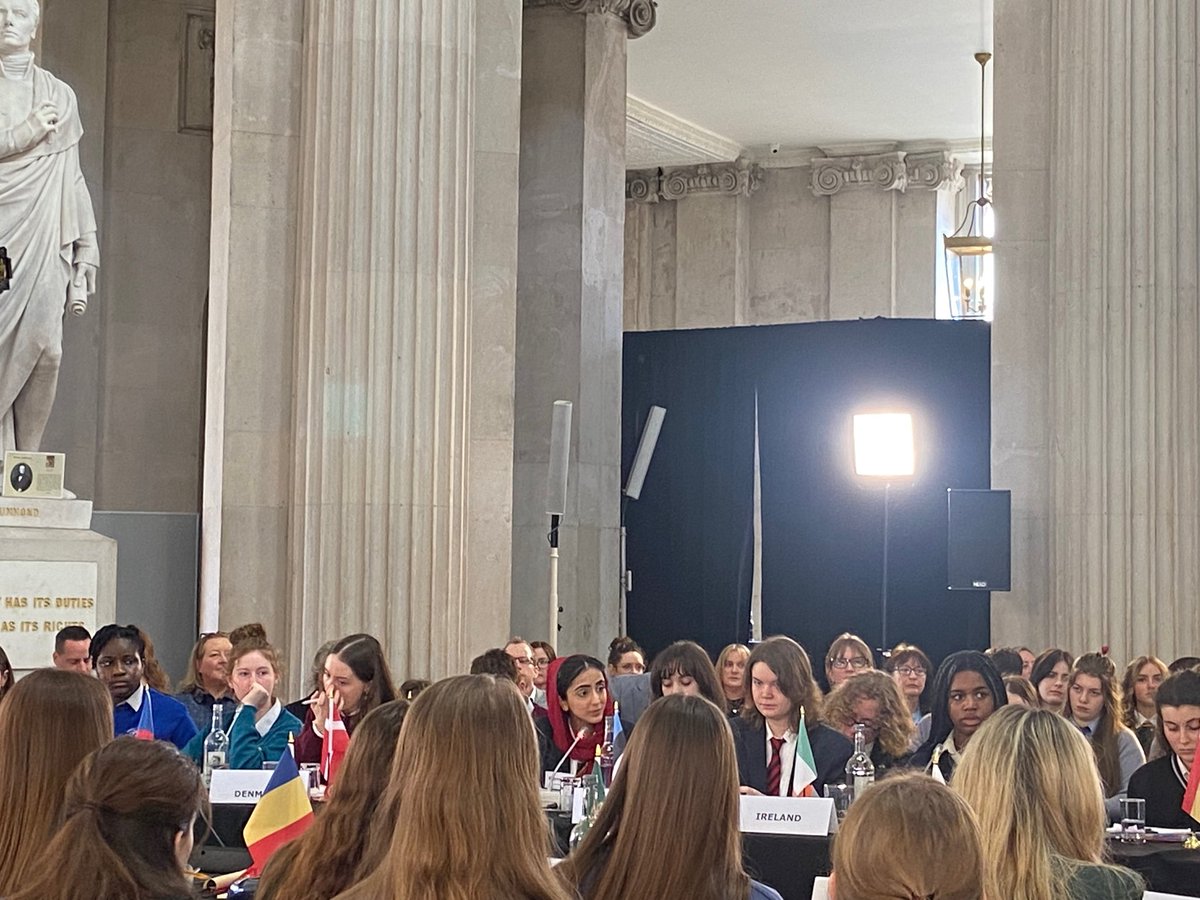 Mahashahzadi_ms's tweet photo. The virtual world will never do justice to the in person experiences. Really enjoyed representing Germany at the #modelcouncil debate this year. Got the opportunity to speak to the wonderful @MariaWalshEU at the event. Intense debate to say the least but very worth while 🇩🇪🇪🇺 https://t.co/1kt8ShmvdQ