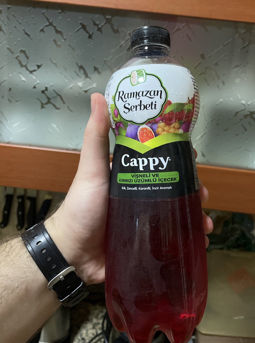 Aynen yavrum ya ben de arkadaşlarla Berry Hibiscus içiyorum