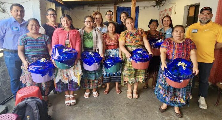 Cerise+SPTF (@cerisesptf) on Twitter photo Cerise+SPTF & #Redcamif partnered with #FriendshipBridge to host field visits after the X Central American & Caribbean Conference of #Microfinance. <a href="/Friend_Bridge/">Friendship Bridge</a> works in #Guatemala providing loans & training to women teaching them how to market their goods. #FinancialInclusion Cerise+SPTF & #Redcamif partnered with #FriendshipBridge to host field visits after the X Central American & Caribbean Conference of #Microfinance. <a href="/Friend_Bridge/">Friendship Bridge</a> works in #Guatemala providing loans & training to women teaching them how to market their goods. #FinancialInclusion
