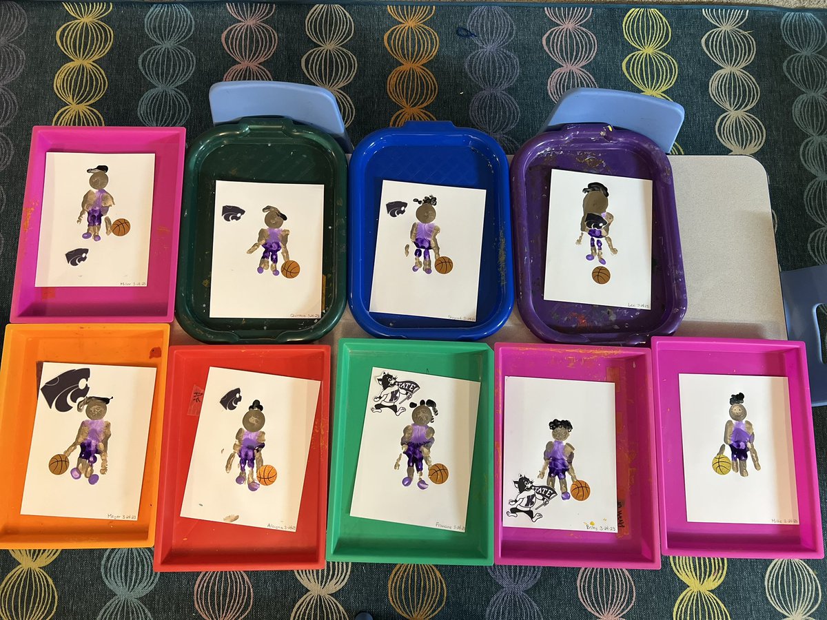 mamabowles's tweet photo. Happy Hearts Daycare is ready to cheer on our cats and @CoachJTang #CrazyFaith @MrNewYorkCityy https://t.co/L9STXl3Ghz