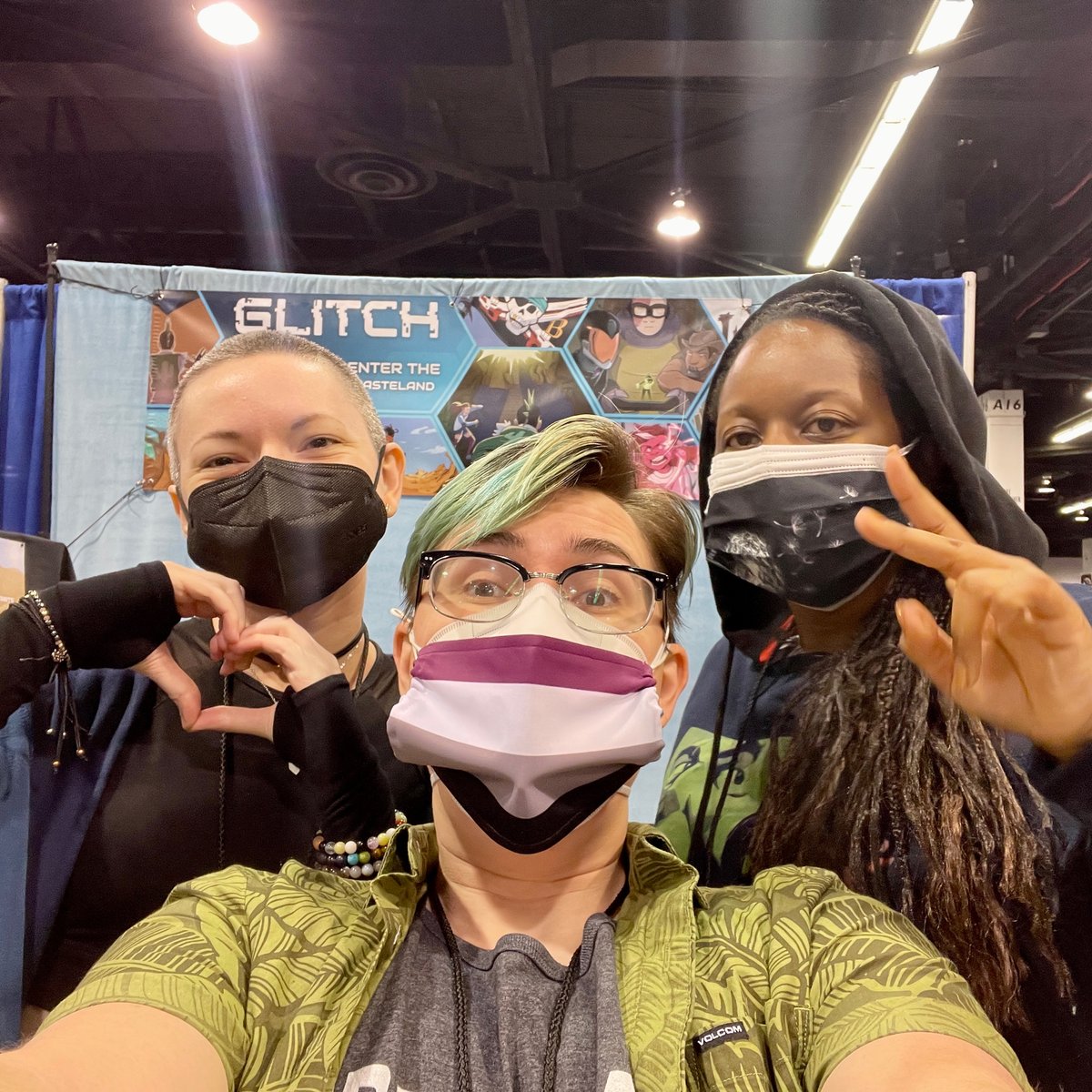 Glitch_Comics's tweet photo. Bring on Day 2 of #WonderCon!!! Get your comics and loot! We’ve got some sweet deals going on. 👀🌵😍
#WonderCon2023, Hall A, SP-47 https://t.co/yoHu7PVN3I