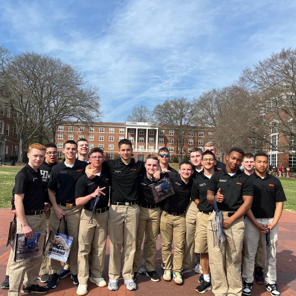 HargraveTigers's tweet photo. HMA juniors went on an official tour of Longwood to experience a college campus and familiarize themselves with program offerings. It’s important to encourage their exploration of college options as they begin to plan for life beyond Hargrave. 

#bemoreprepared https://t.co/NN9QECRYuy