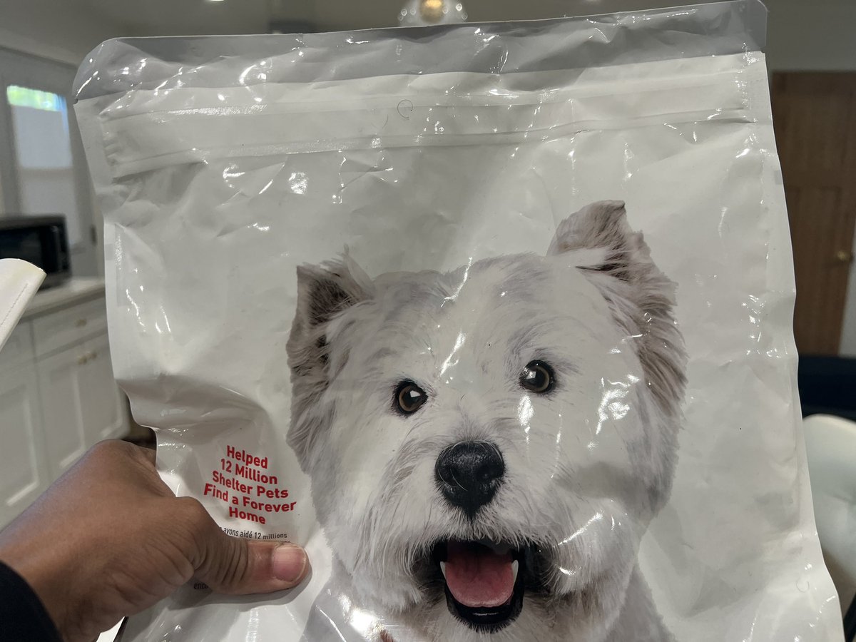mooreprods's tweet photo. @HillsPet I just bought a new bag of dog food and it’s half full but cost more, this is unsatisfactory I will not be purchasing Hills dog food anymore . https://t.co/NcfueSk075