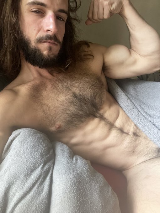 Get in the sheets with me for $5 https://t.co/1afDMzR41U