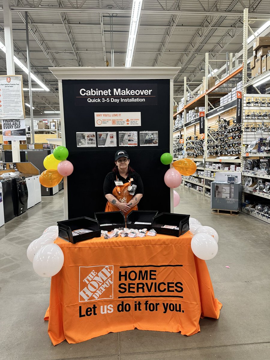 JyssicaLong's tweet photo. carrie is ready for her ballontastic lead event !! lets go get some sales @JasonEidamTHD @RhondaFrisco @Stephan68335720 @MeganTorresD305 https://t.co/G8ZTFcCmtS