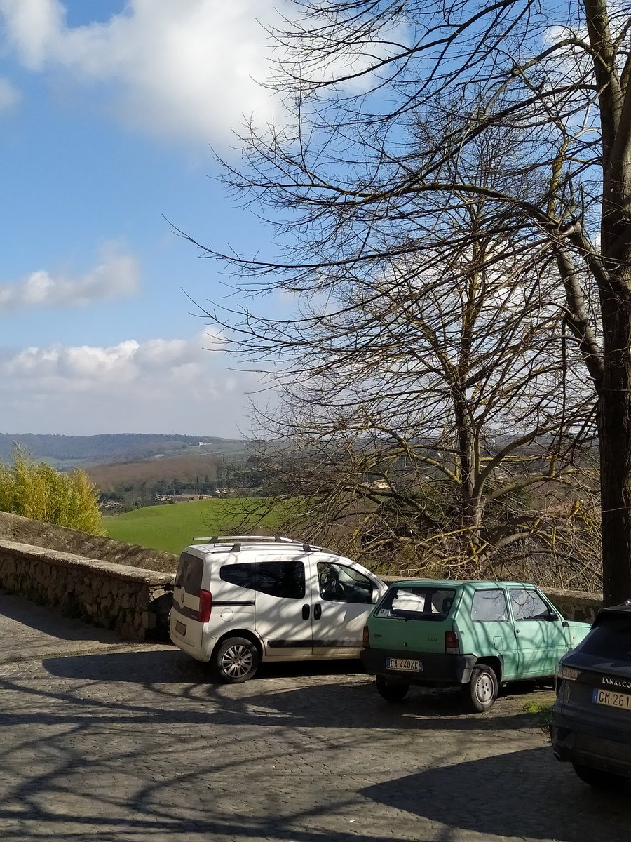 project_jade's tweet photo. "Ah Bracciano, il borgo più bello d'Italia !" https://t.co/rLeVOR6REQ