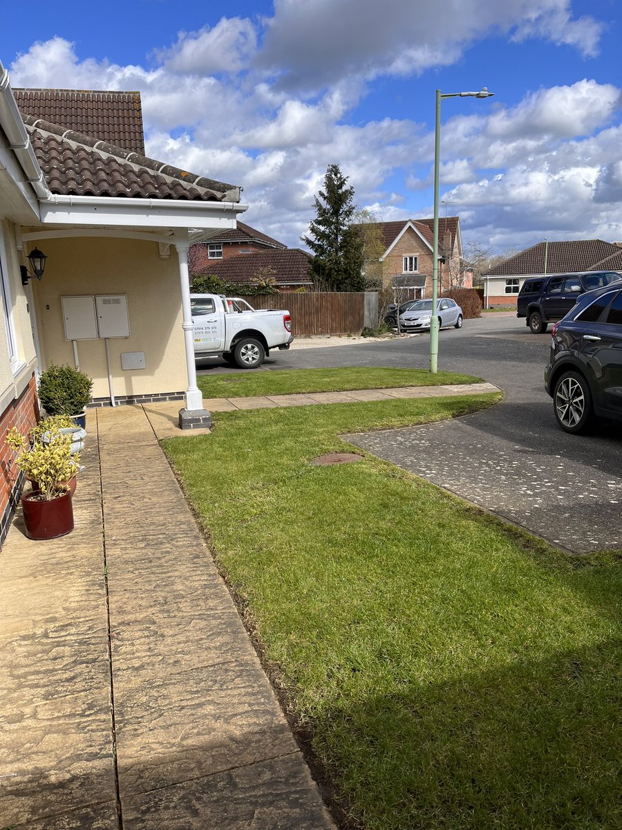 Then to finish it was a cut for these &amp; some #weeding - looking better &amp; looking forward to #scarifying &amp; #feeding again - have a great #Saturday evening everyone ❤️