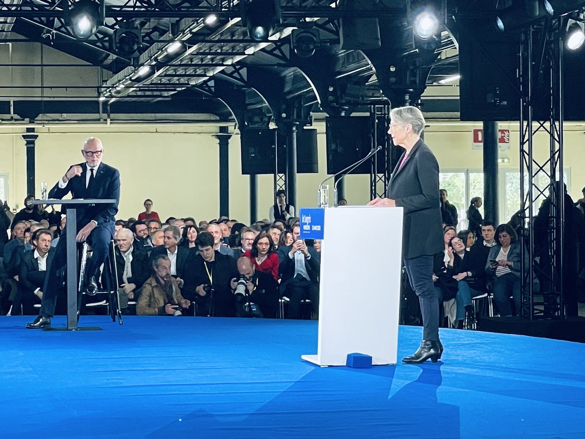 🔵 Unis et déterminés pour le premier congrès d’<a href="/HorizonsLeParti/">Horizons</a> ! 

L’occasion de nous retrouver avec les nombreux participants des Yvelines présents. #CongresHorizons