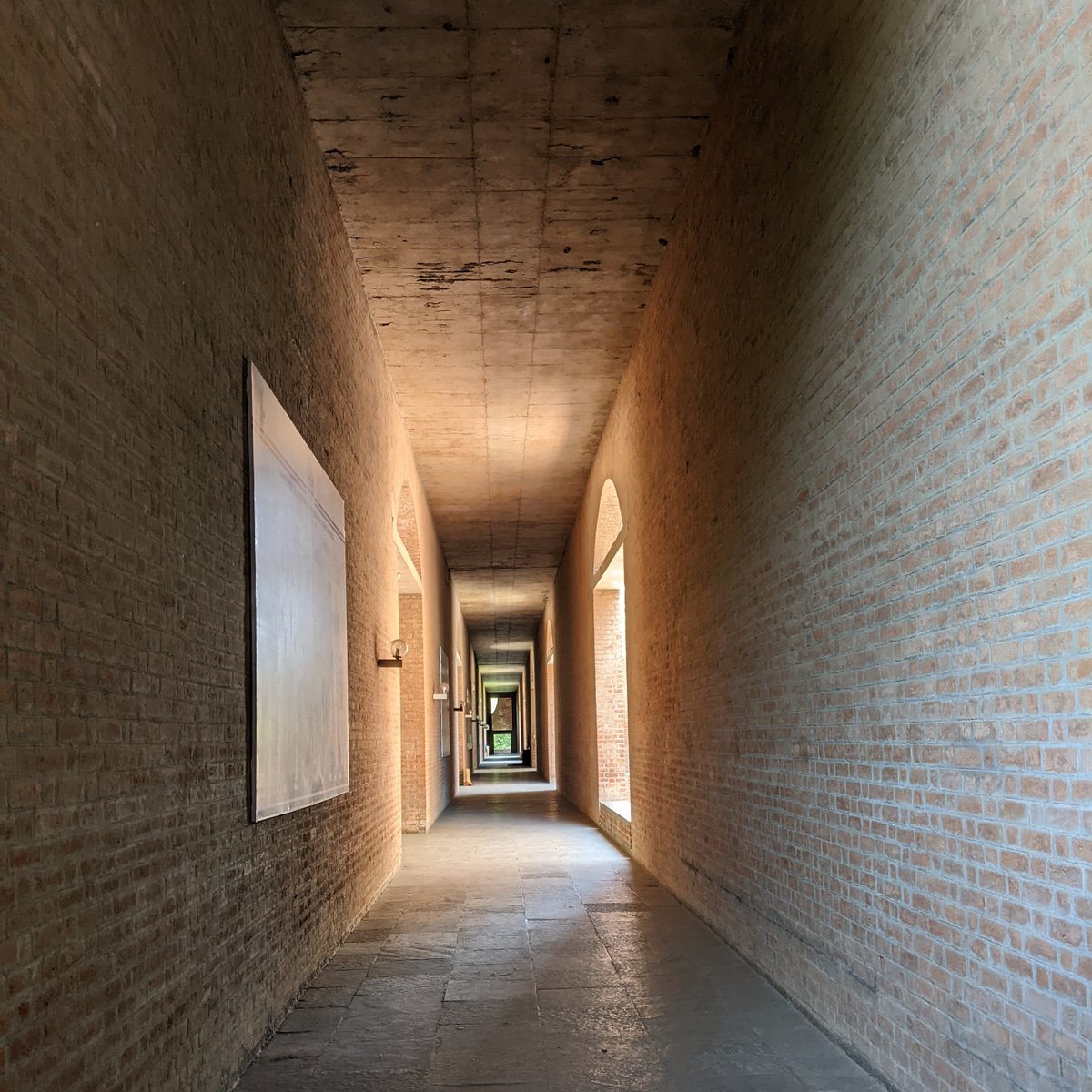 rutvik_desh's tweet photo. "A room is not a room without natural light" 
~Louis Kahn https://t.co/iVa0F8M9yY