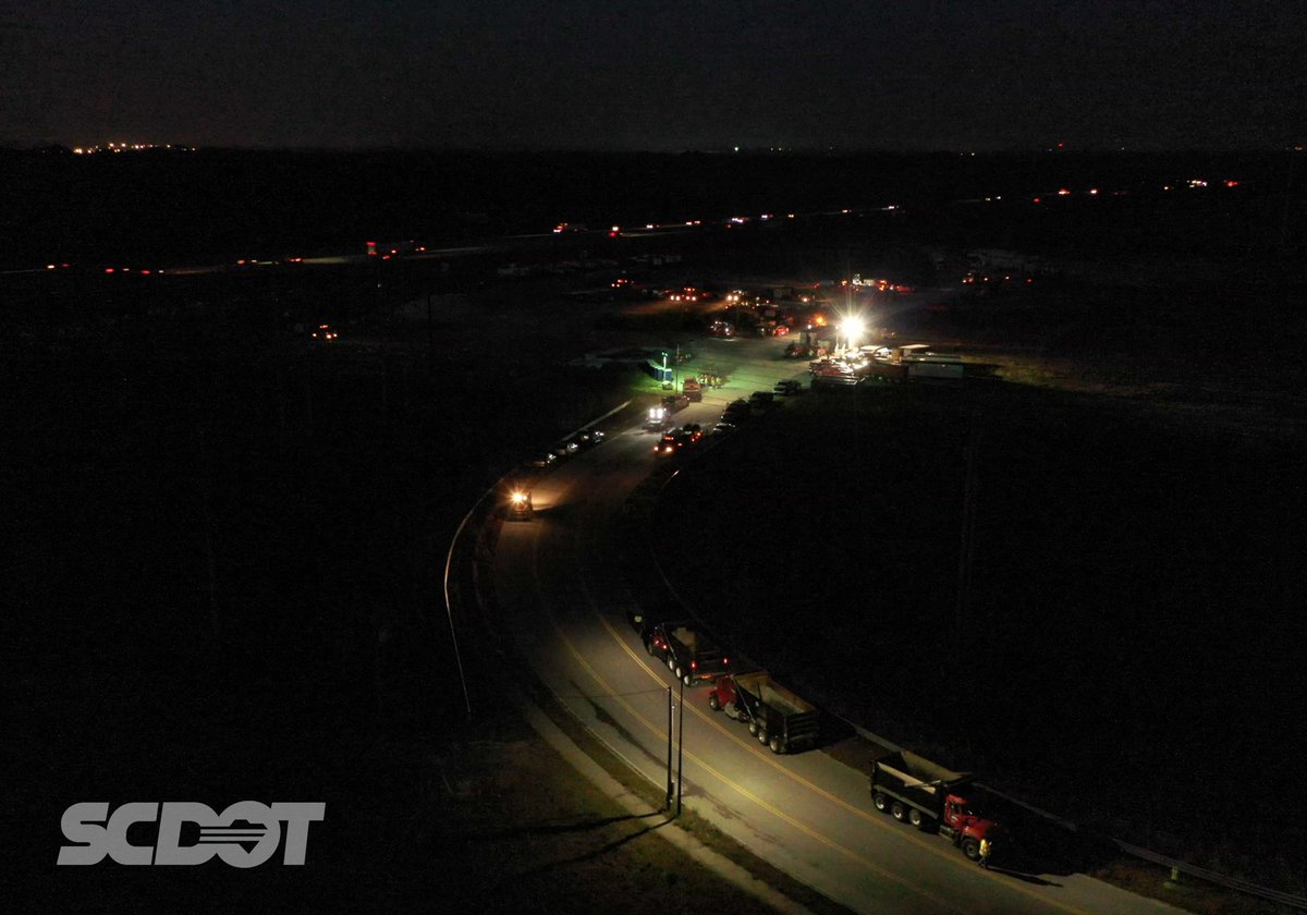 SCDOTPress's tweet photo. Driving near I-77 in Columbia? Check https://t.co/YSS9epNa4E for traffic info. Closure of I-77 NB from MM 0 to MM 5 may cause delays. Plan your detour route in advance and drive safely! Crews got started last night on I-77 bridge rehab, working round the clock through April 2. https://t.co/kkU71hAebM