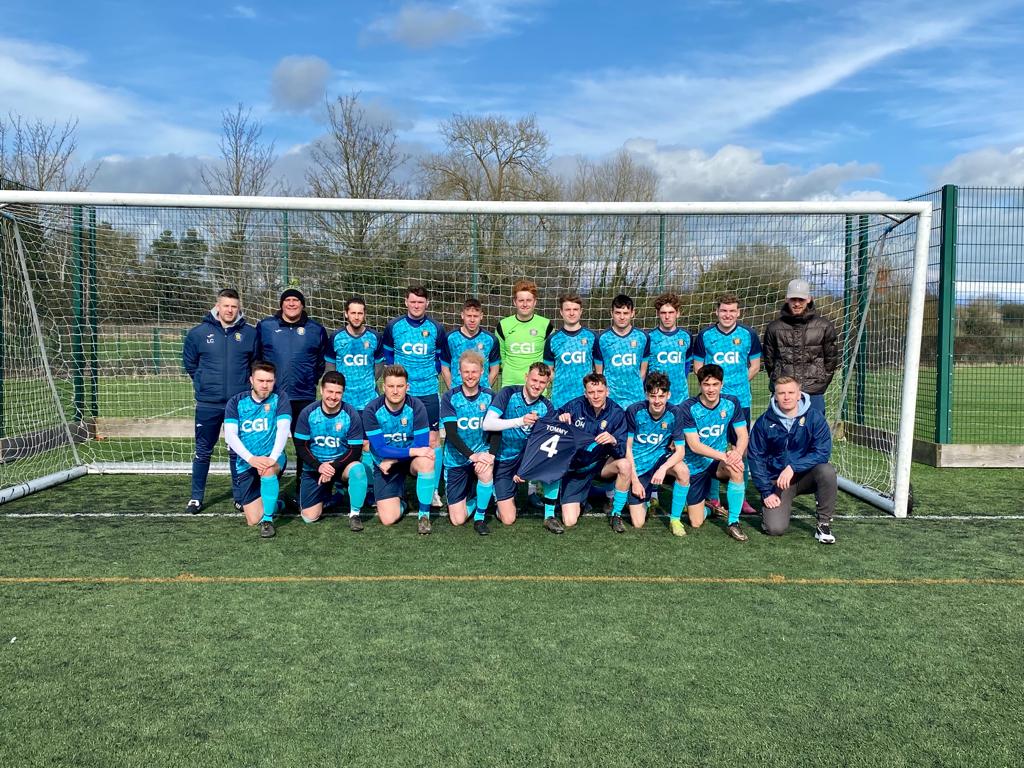 Purtonkingsdown's tweet photo. Today the club presented Harry G, a shirt for his 4 year old son Tommy to wear in the coming months, as they and his football family embark on another  challenge that we will beat together #4Tommy #YoungLion https://t.co/OSWYQMdLeM