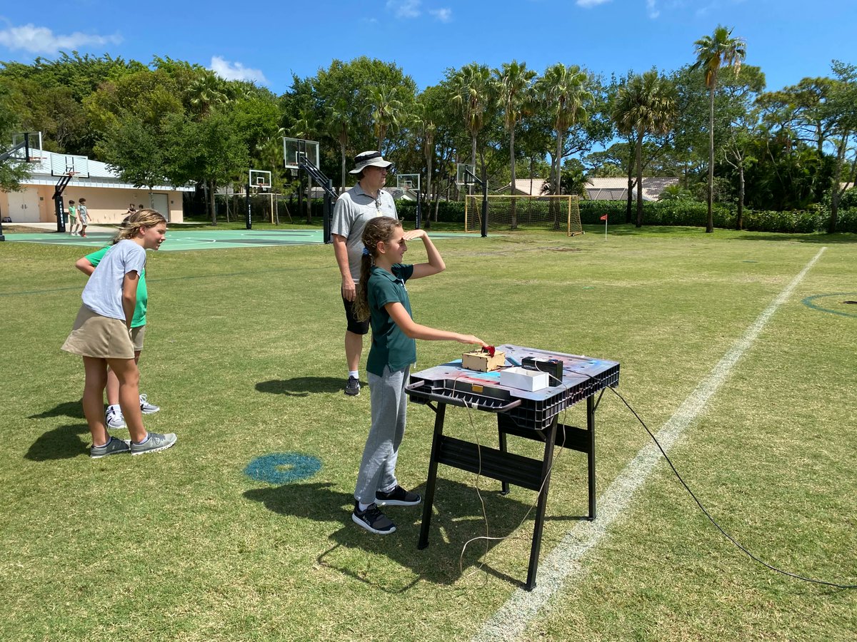PCInnoInstitute's tweet photo. #PCGrade4 students launch rockets after visiting @NASAKennedy Space Center for inspiration. #STEMeducation #space https://t.co/orha3KisDA