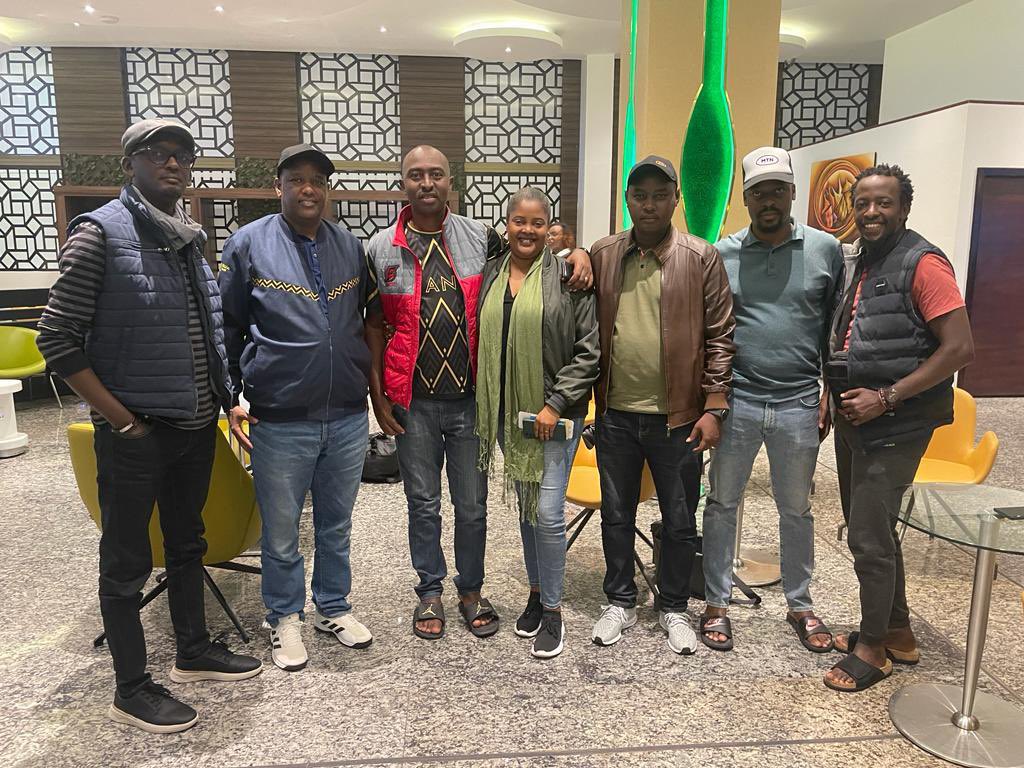 MTNRwanda's tweet photo. Earlier today, Y'ello Golfers from MTN Rwanda played a friendly game with Y'ello Golfers from @mtnug at  @lvictoriaserena in Entebbe. 

#WhatAreWeDoingToday? https://t.co/SamAiYioDg