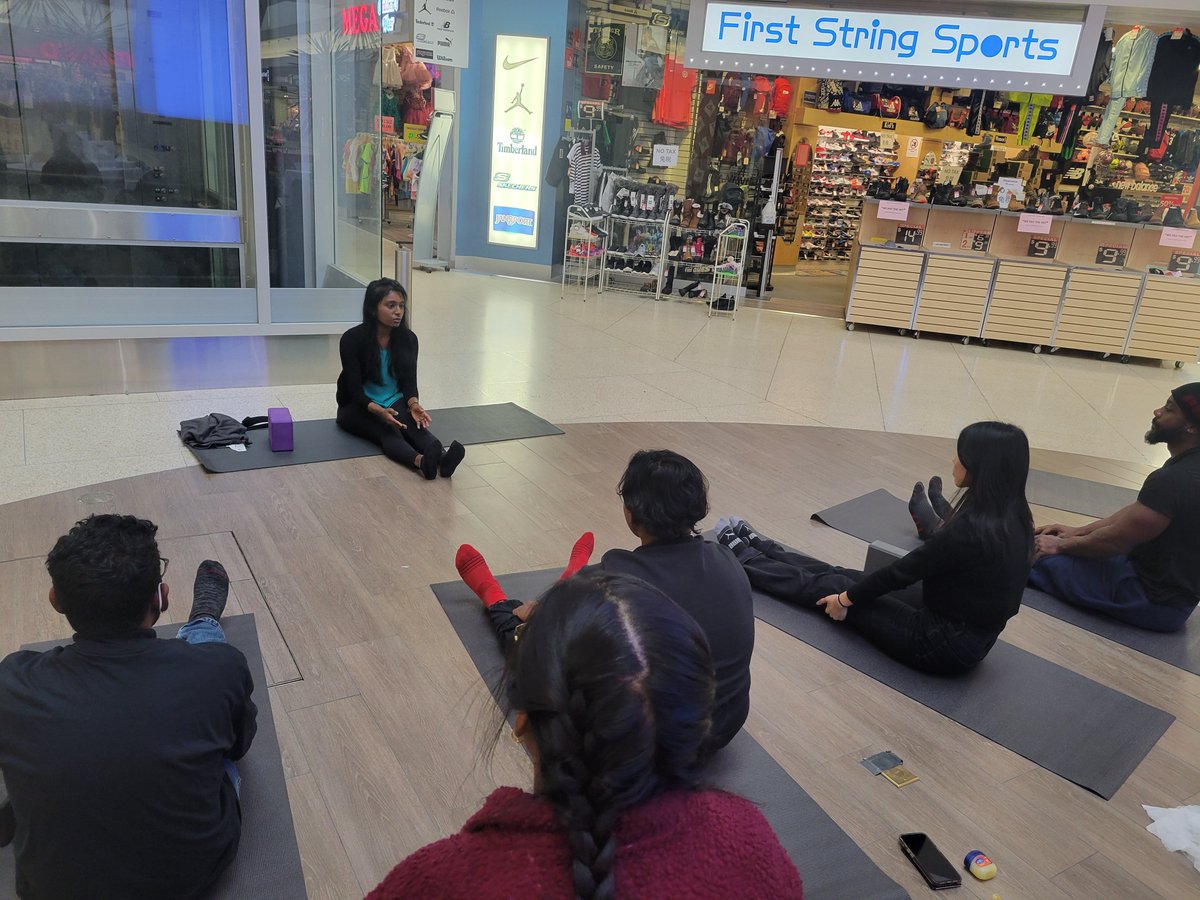 NorthScarbTO's tweet photo. Join us for yoga today @Bridlewood_Mall! https://t.co/sSUmNjHsPu