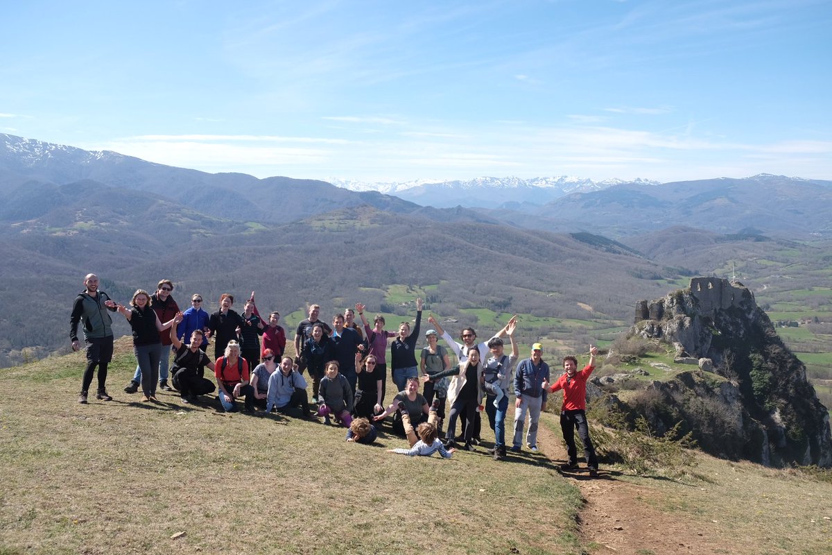 SVEPM_Members's tweet photo. What a great hike in #Roquefixade with #SVEPM2023 delegates! Beautiful Pyrénées under a wonderful spring sun. ☀️⛰️🌄
Well done everyone! https://t.co/LkOyY9bVq3