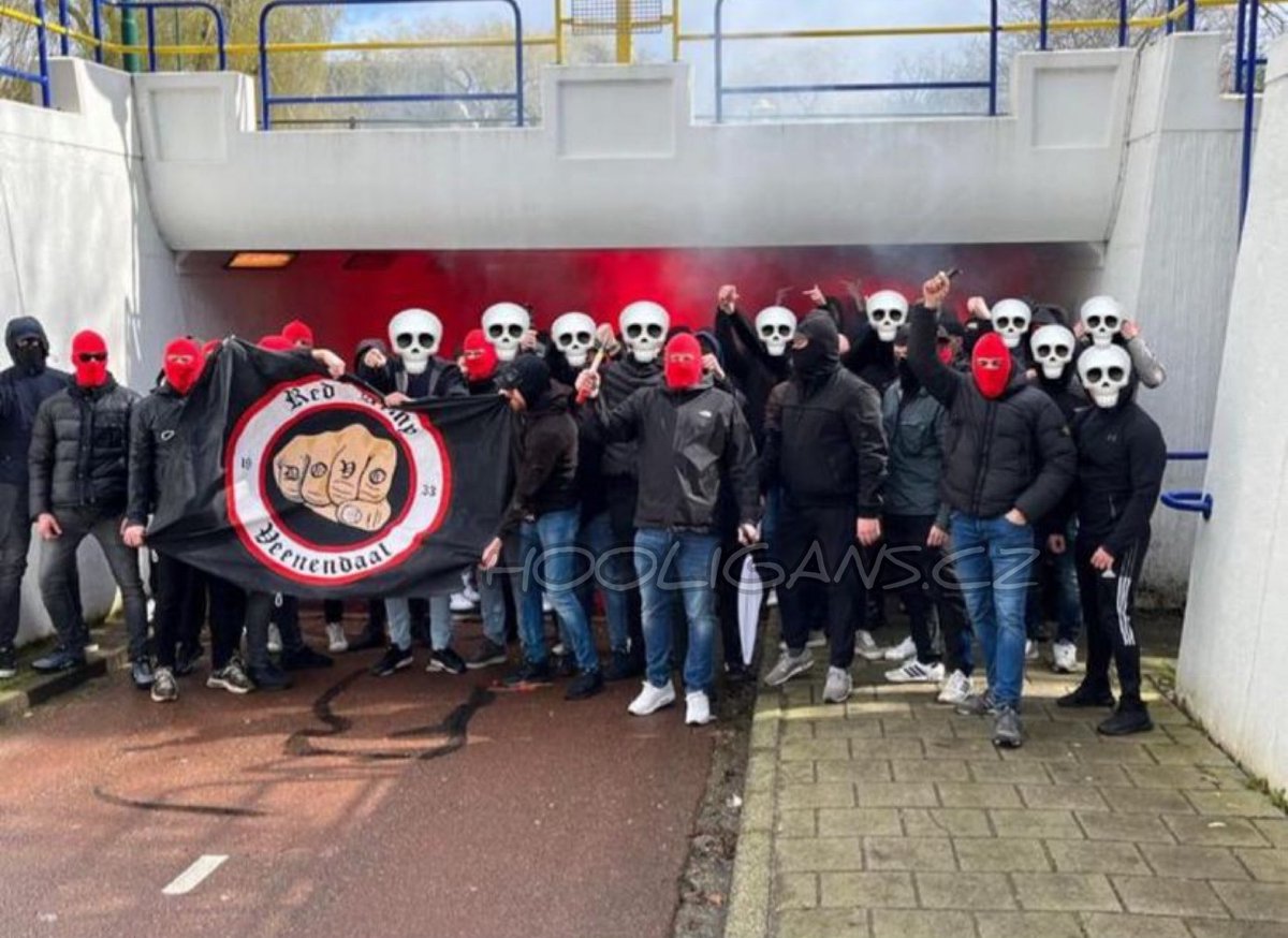 hooliganscz1999's tweet photo. 25.03.2023🇳🇱Dovo Veenendaal against GVVV https://t.co/Fjy3xrlEmQ https://t.co/sMcJKv8uJN