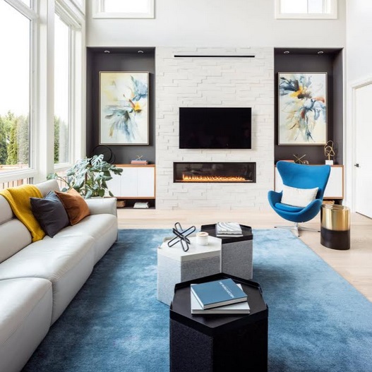 HomeThangs's tweet image. Want to try your hand at #interiordesign, but not sure where to start? Check out our breakdown of this living room by Interiors by Popov to find out how to choose a color palette that's a sure-fire recipe for success: bit.ly/3zdwBJz #diy #colortrends