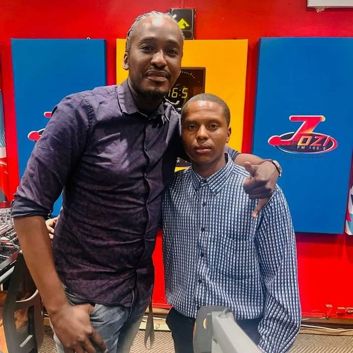 Tedtebogo's tweet photo. https://t.co/9tyxKdWuaj
Ted at Jozi FM on the #AfternoonFix with Refiloe &amp; Vee to promote The Black &amp; White Album, were he collaborated with Vantoekaaf also from Addicted Group Recordings, He is also promoting his solo Deep house music album titled Pleasure. #BrainsBehindTheMusic https://t.co/SyeTakjUWA