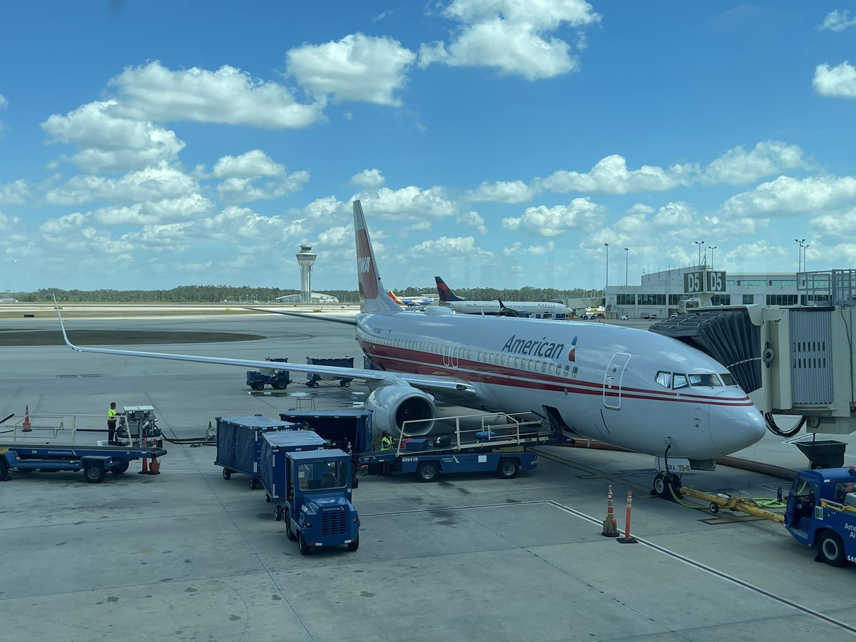 Hello, Gorgeous! #twa