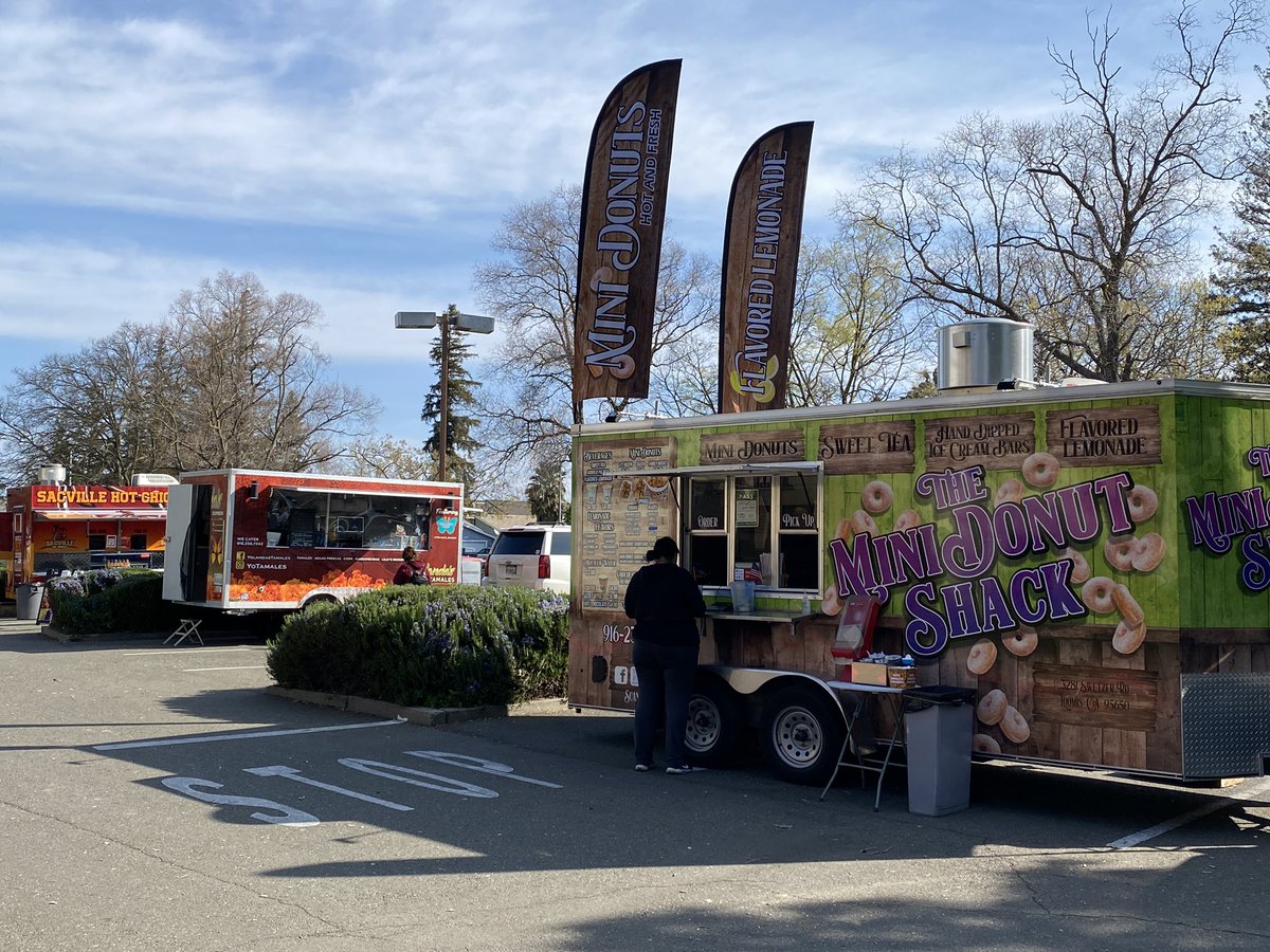 CaltransDist3's tweet photo. We’re open! Come check out our FREE community event! games and art for kids, job recruitment, food trucks, and meet our new mascot Safety Sam! #CleanCA #CleanWaterCA #cleancacommunitydays @CAgovernor @CaltransHQ https://t.co/4jy01VXaCY
