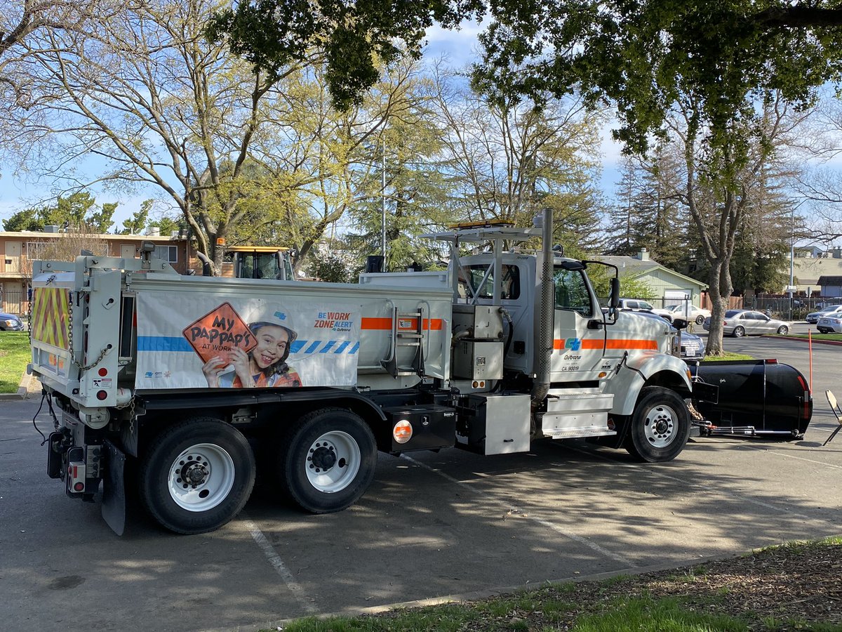 CaltransDist3's tweet photo. We’re open! Come check out our FREE community event! games and art for kids, job recruitment, food trucks, and meet our new mascot Safety Sam! #CleanCA #CleanWaterCA #cleancacommunitydays @CAgovernor @CaltransHQ https://t.co/4jy01VXaCY