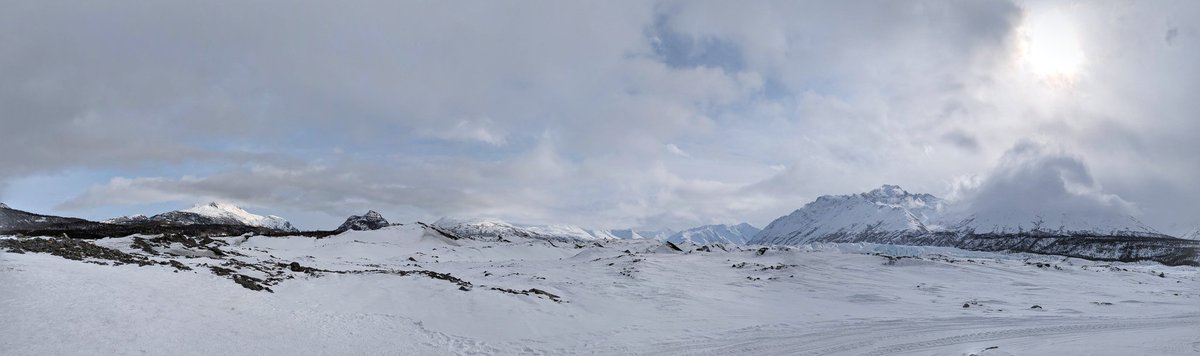zquestz's tweet photo. On the road again. Walking on some glaciers where I have never been.
#Alaska #Matanuska #Glaciers https://t.co/T57S4vNYDJ