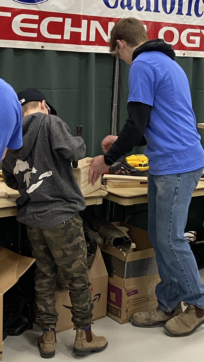 Lindsay Marshall (@lmarshallsmcss) on Twitter photo Awesome things happening at the home show in Stratford today. Well done Warriors! <a href="/HPCDSB/">Huron-Perth CDSB</a> <a href="/StMikesCSS/">St. Michael C.S.S.</a> <a href="/katvoneuw/">Kathleen vonEuw</a> <a href="/diggerflan/">Mark Flanagan</a> Awesome things happening at the home show in Stratford today. Well done Warriors! <a href="/HPCDSB/">Huron-Perth CDSB</a> <a href="/StMikesCSS/">St. Michael C.S.S.</a> <a href="/katvoneuw/">Kathleen vonEuw</a> <a href="/diggerflan/">Mark Flanagan</a>