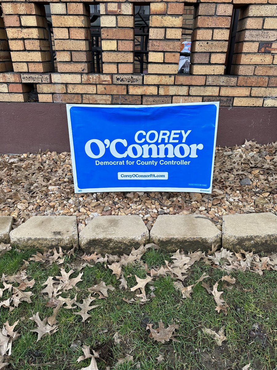 Love my #CoreyOConnor yard sign! #AlleghenyCounty #PA #Democrats #VoteBlue