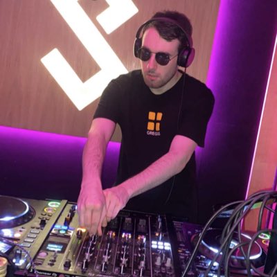 Ryan_Meldrum_99's tweet photo. #NewProfilePic https://t.co/ZxPdYM0gJe